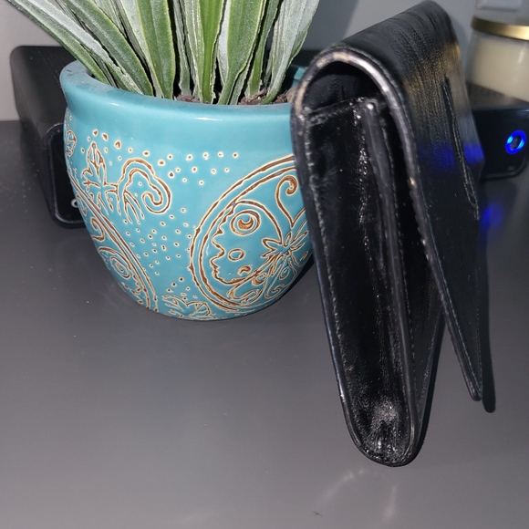 YSL Belle de Jour Clutch Black Patent 6x11 approx. - Picture 3 of 6